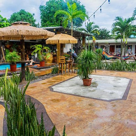 Arenal Poshpacker Hostel La Fortuna Bagian luar foto