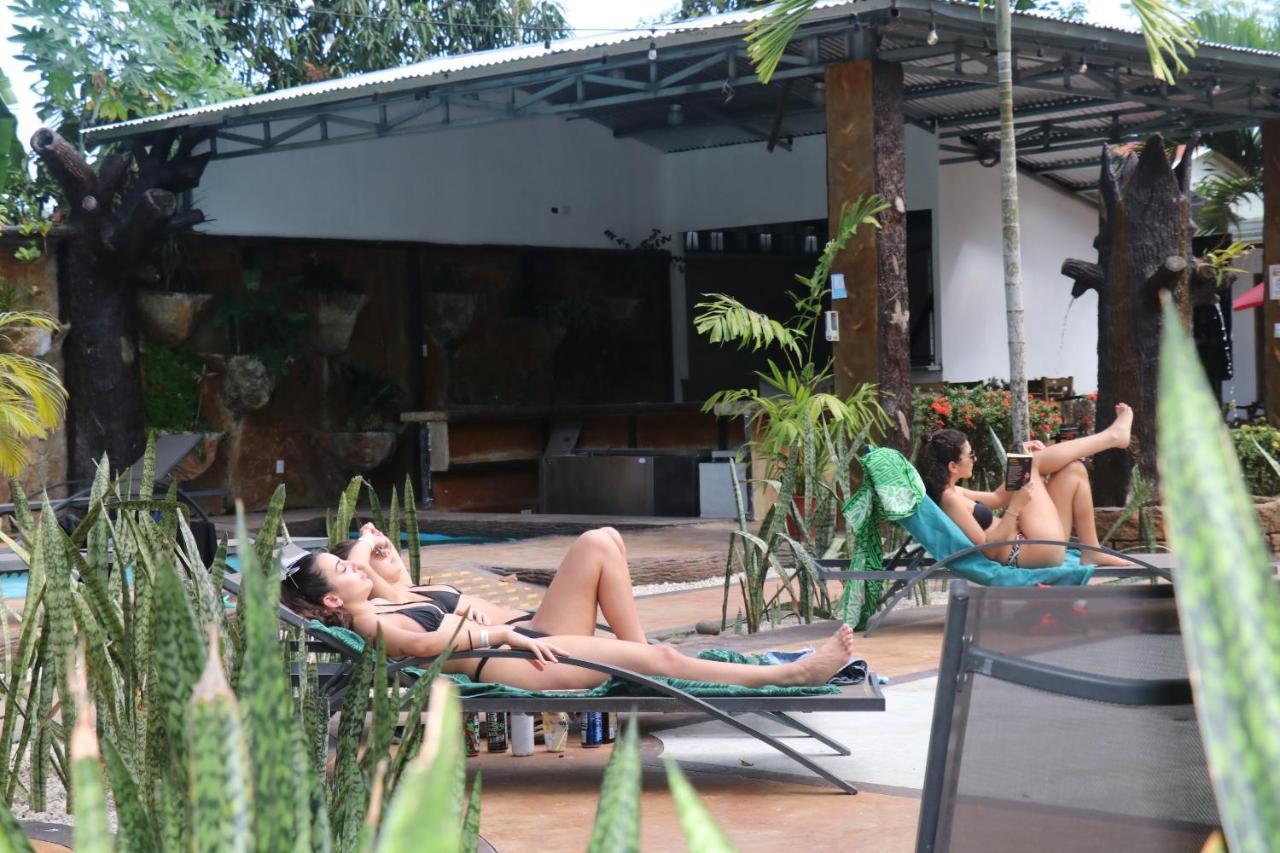 Arenal Poshpacker Hostel La Fortuna Bagian luar foto