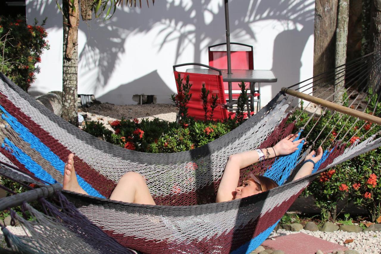 Arenal Poshpacker Hostel La Fortuna Bagian luar foto
