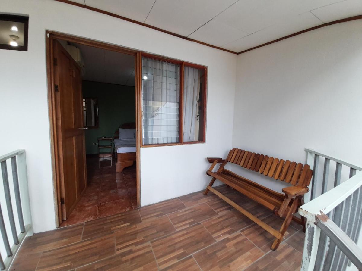 Arenal Poshpacker Hostel La Fortuna Bagian luar foto
