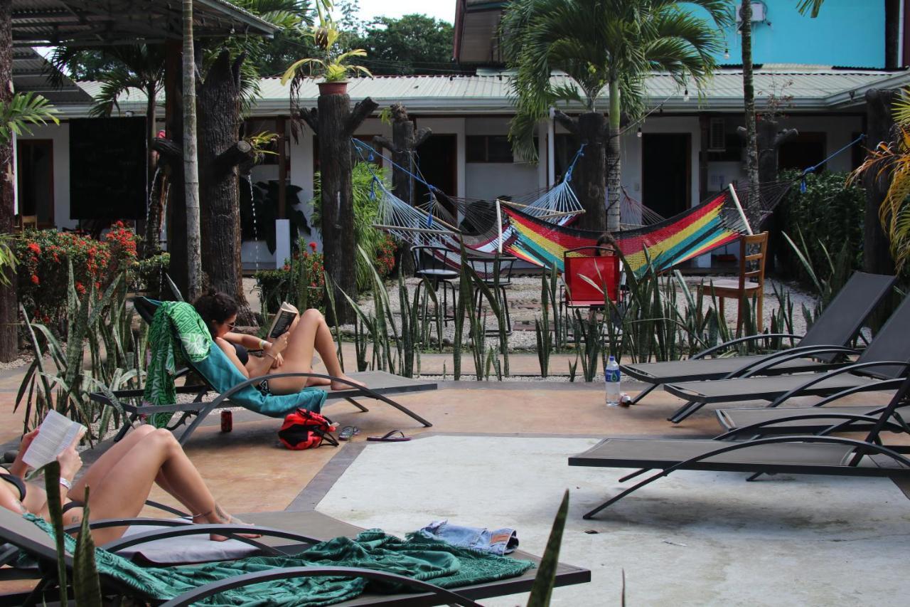 Arenal Poshpacker Hostel La Fortuna Bagian luar foto