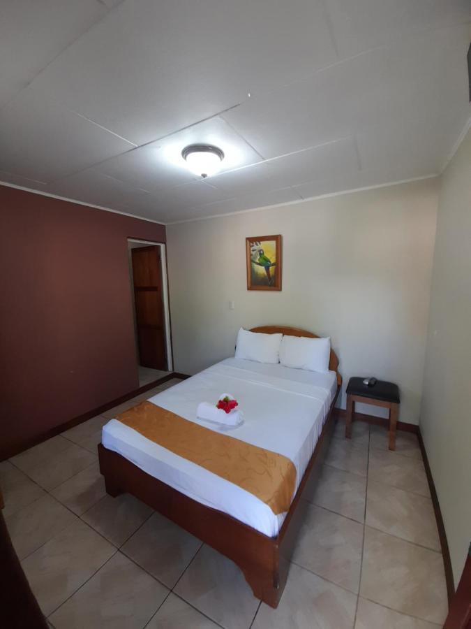 Arenal Poshpacker Hostel La Fortuna Bagian luar foto