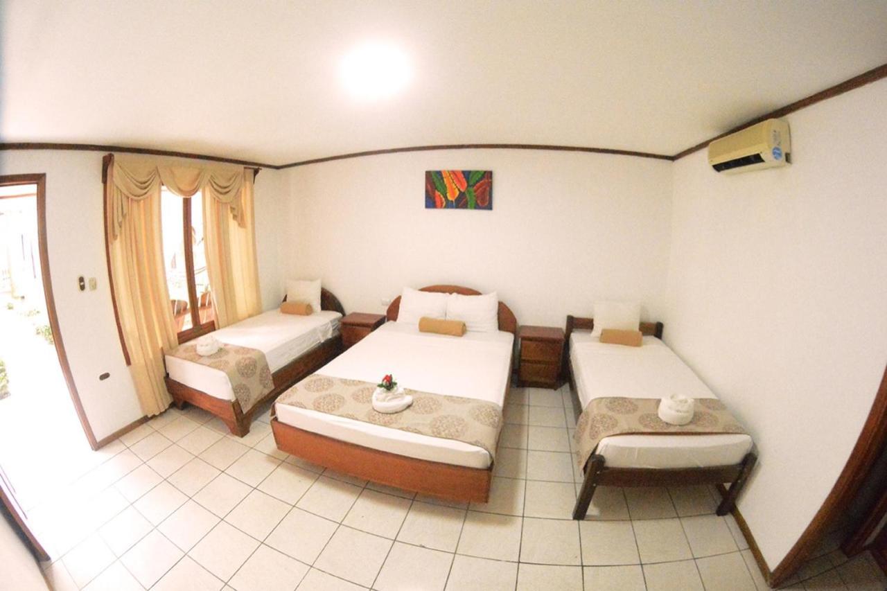 Arenal Poshpacker Hostel La Fortuna Bagian luar foto