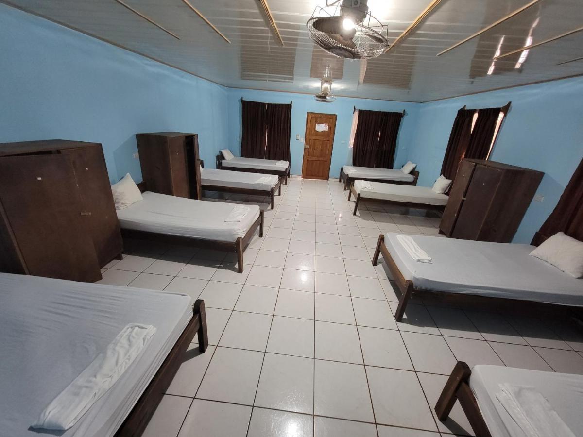 Arenal Poshpacker Hostel La Fortuna Bagian luar foto