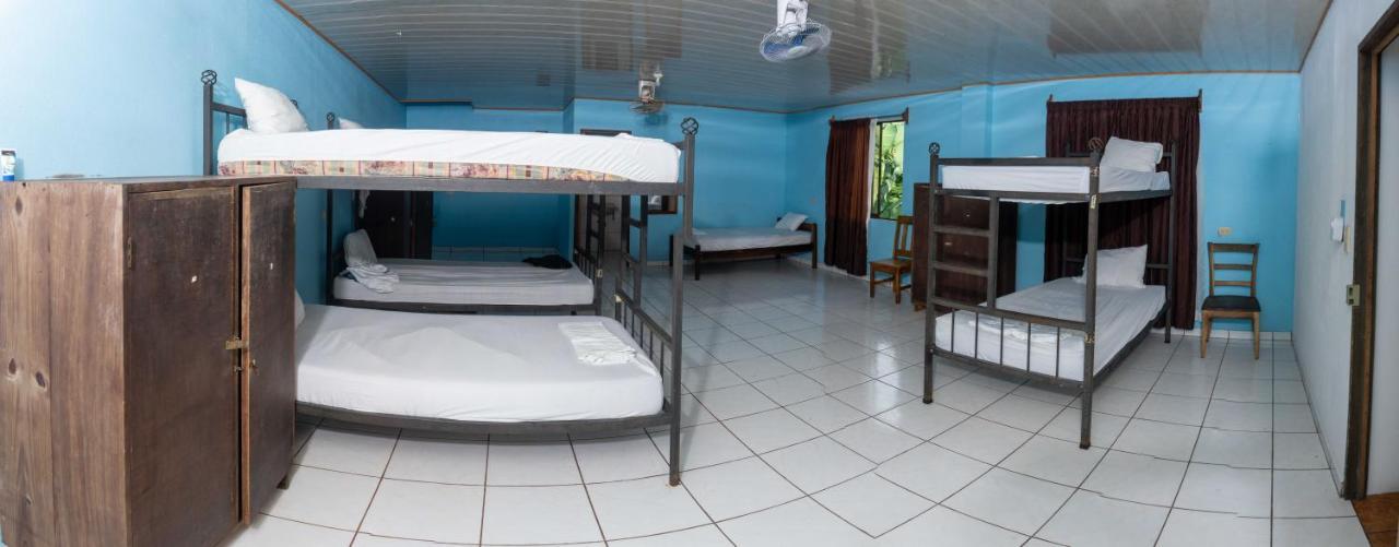 Arenal Poshpacker Hostel La Fortuna Bagian luar foto