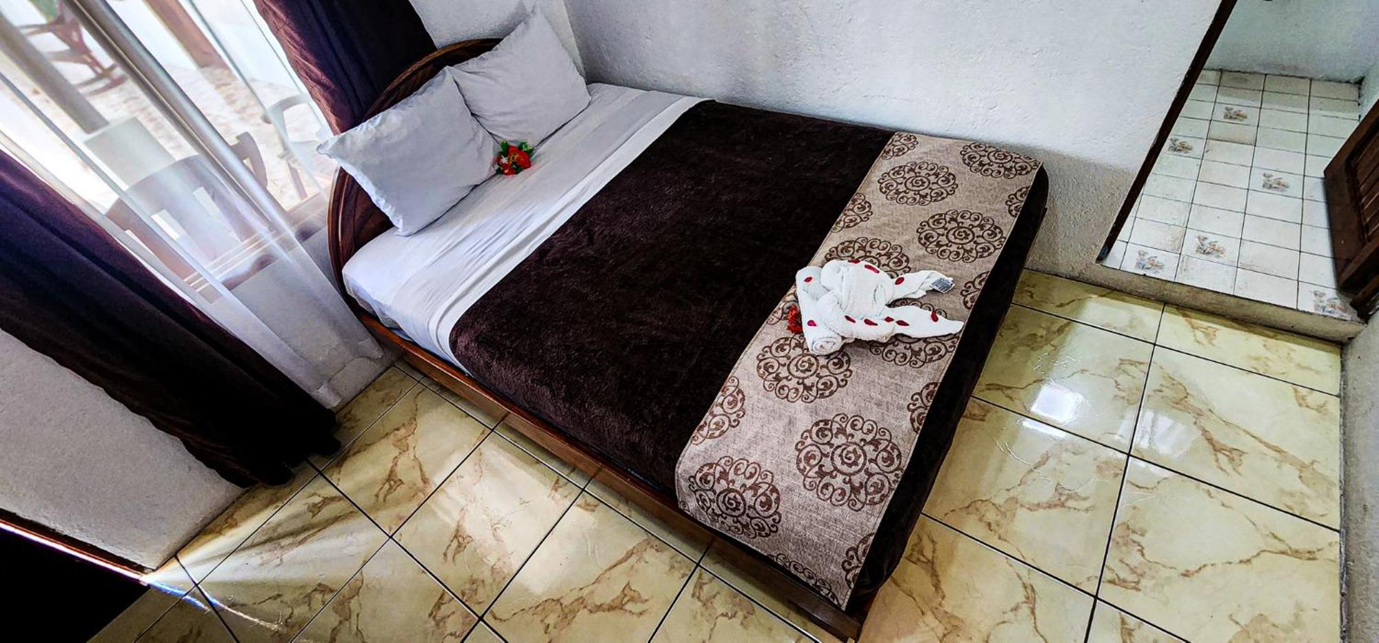 Arenal Poshpacker Hostel La Fortuna Bagian luar foto