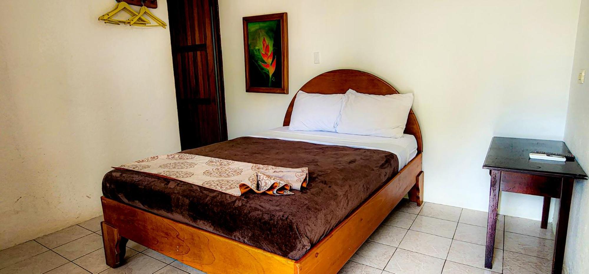 Arenal Poshpacker Hostel La Fortuna Bagian luar foto