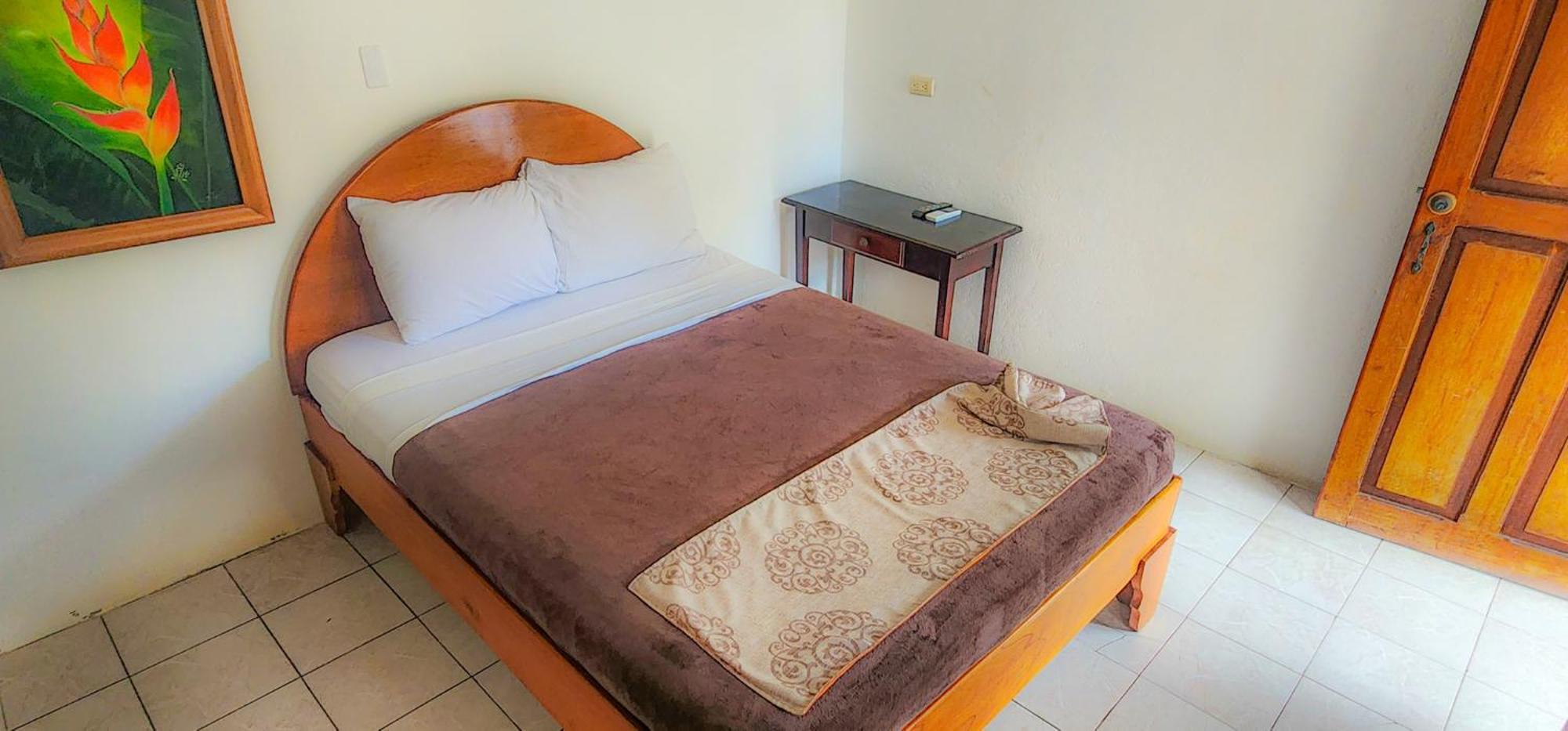 Arenal Poshpacker Hostel La Fortuna Bagian luar foto