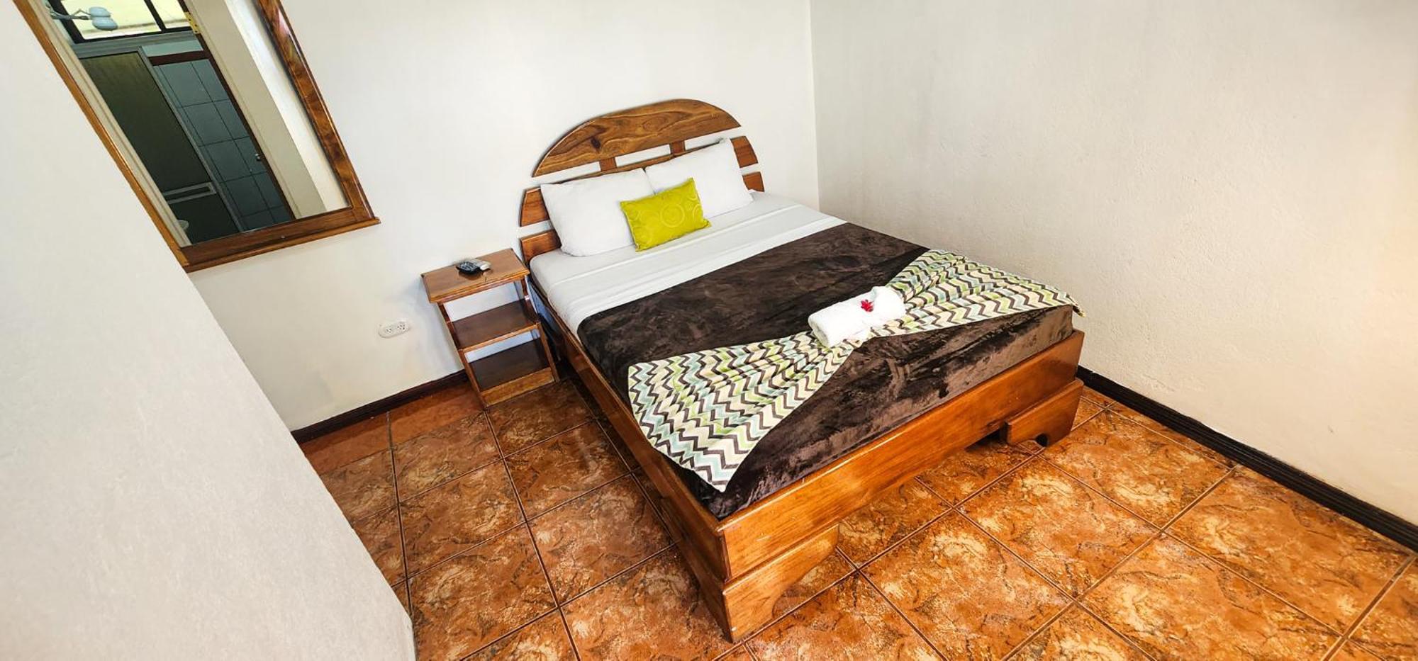 Arenal Poshpacker Hostel La Fortuna Bagian luar foto
